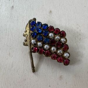 Vintage 1930s Americana Flag Brooch